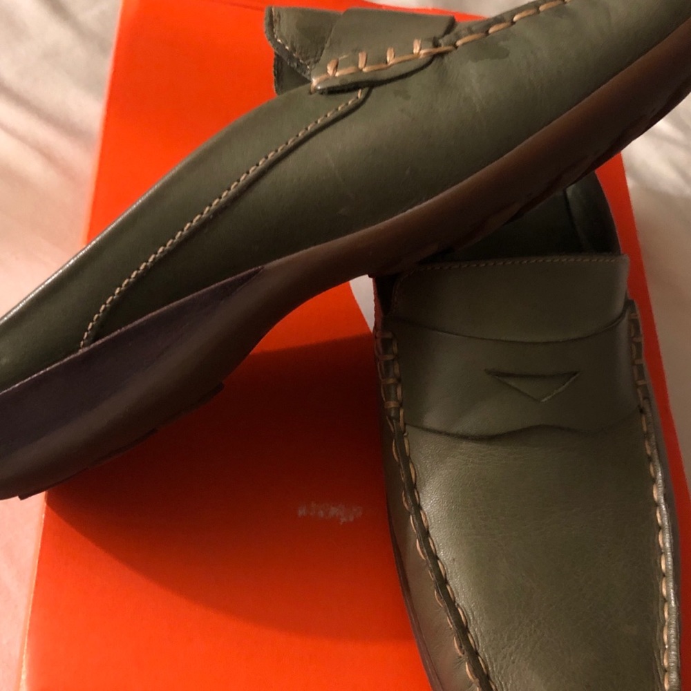 Leather Slides - Picture 2 of 4